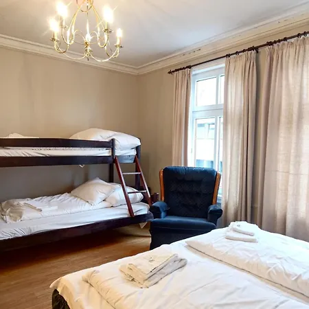 Strandgata Penzion *